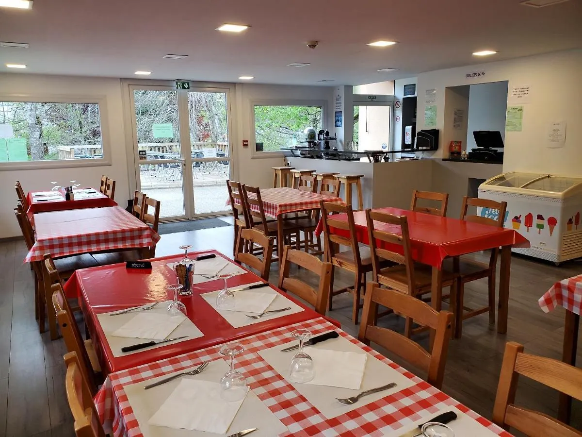 Camping Hotel Les Airelles Saint-Cirgues-en-Montagne Frankreich
