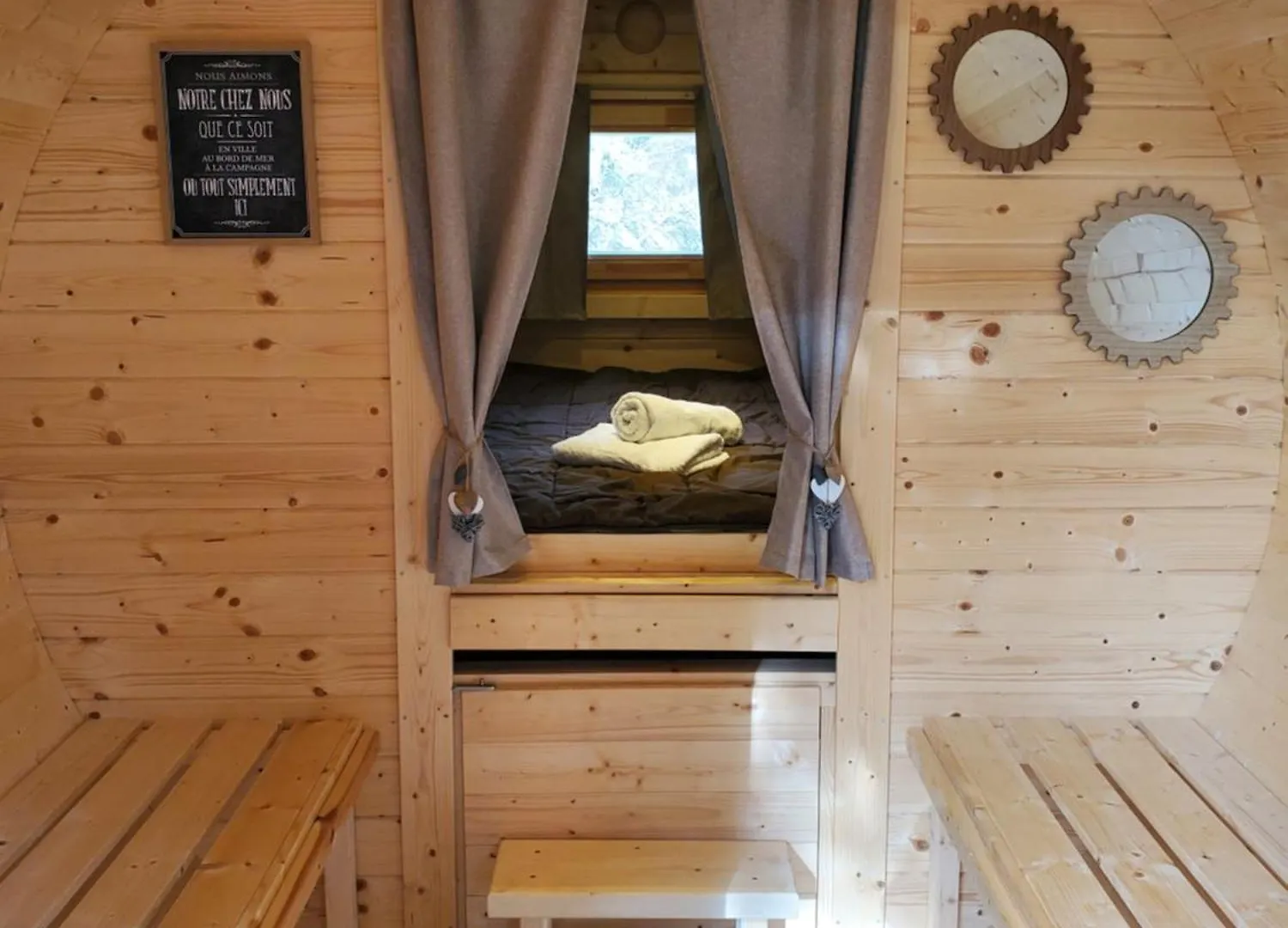 Camping Hotel Les Airelles Saint-Cirgues-en-Montagne