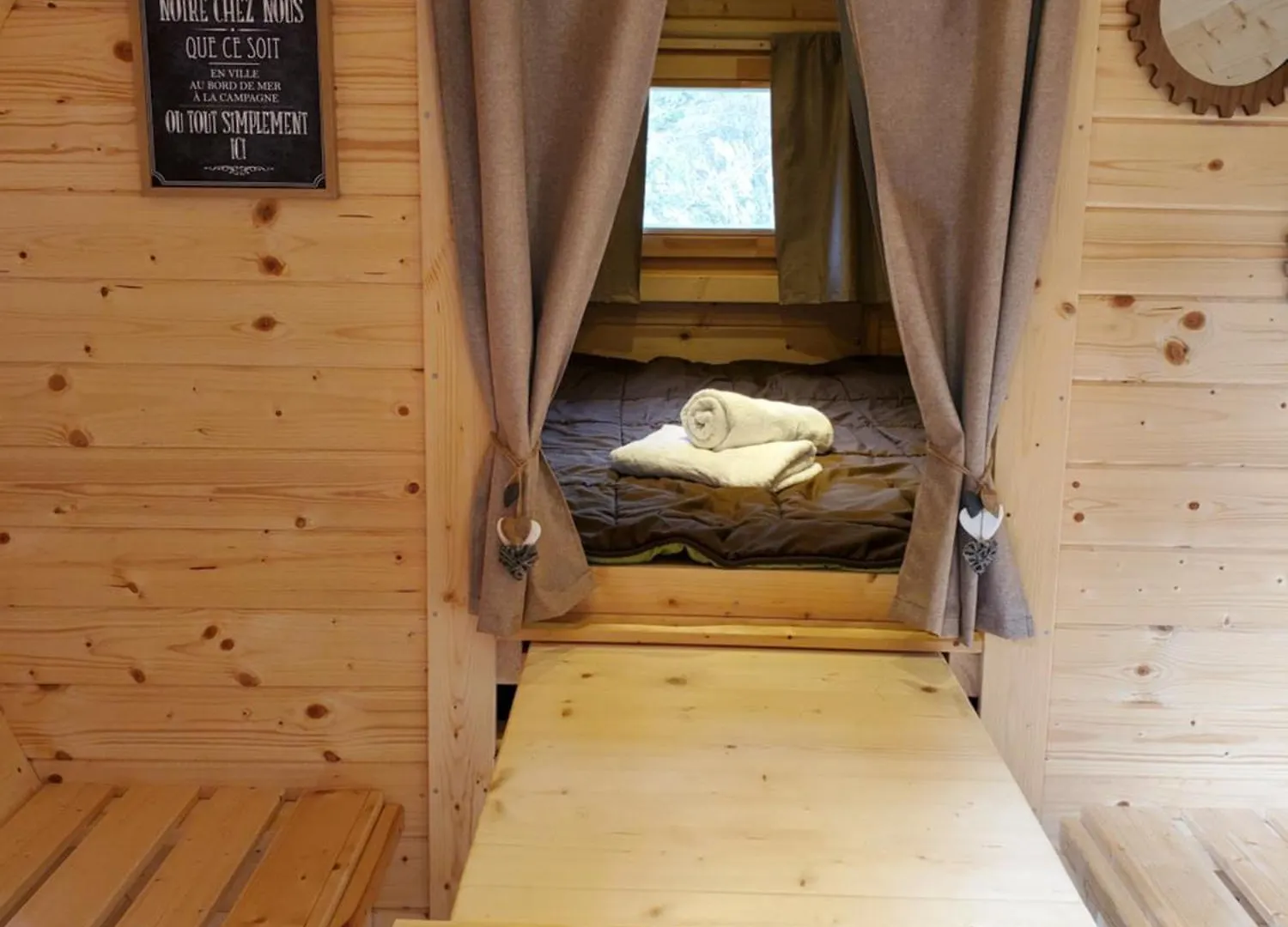 Camping Hotel Les Airelles Saint-Cirgues-en-Montagne