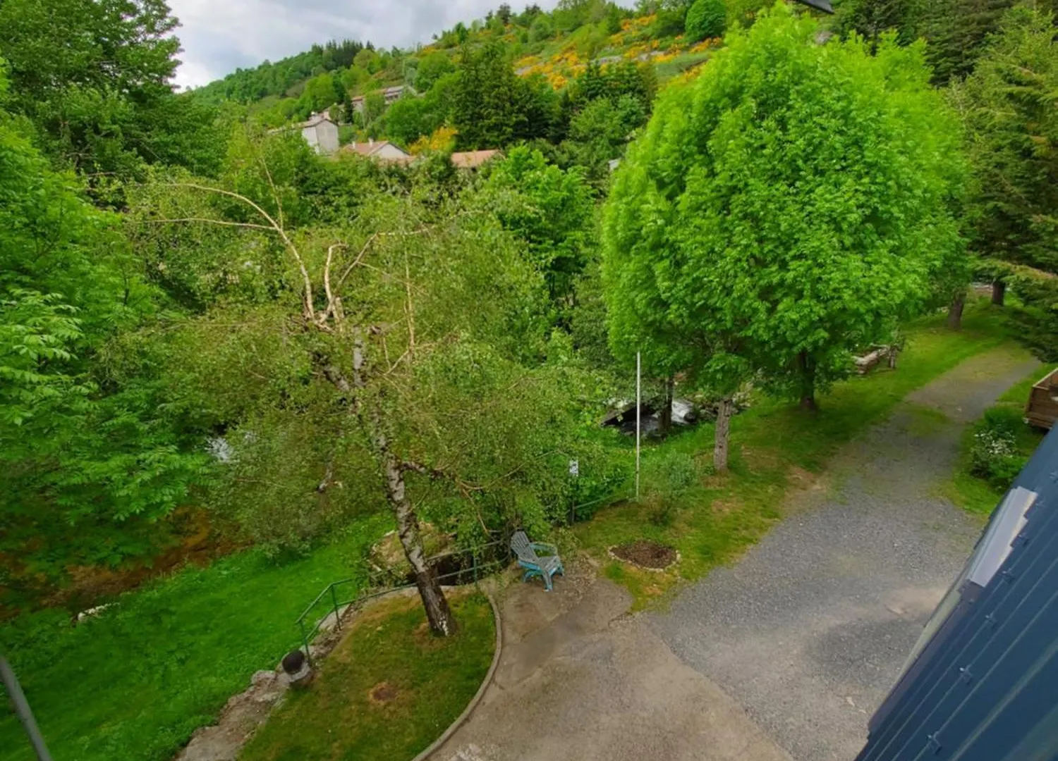 Camping Hotel Les Airelles Saint-Cirgues-en-Montagne 0*,  Frankreich