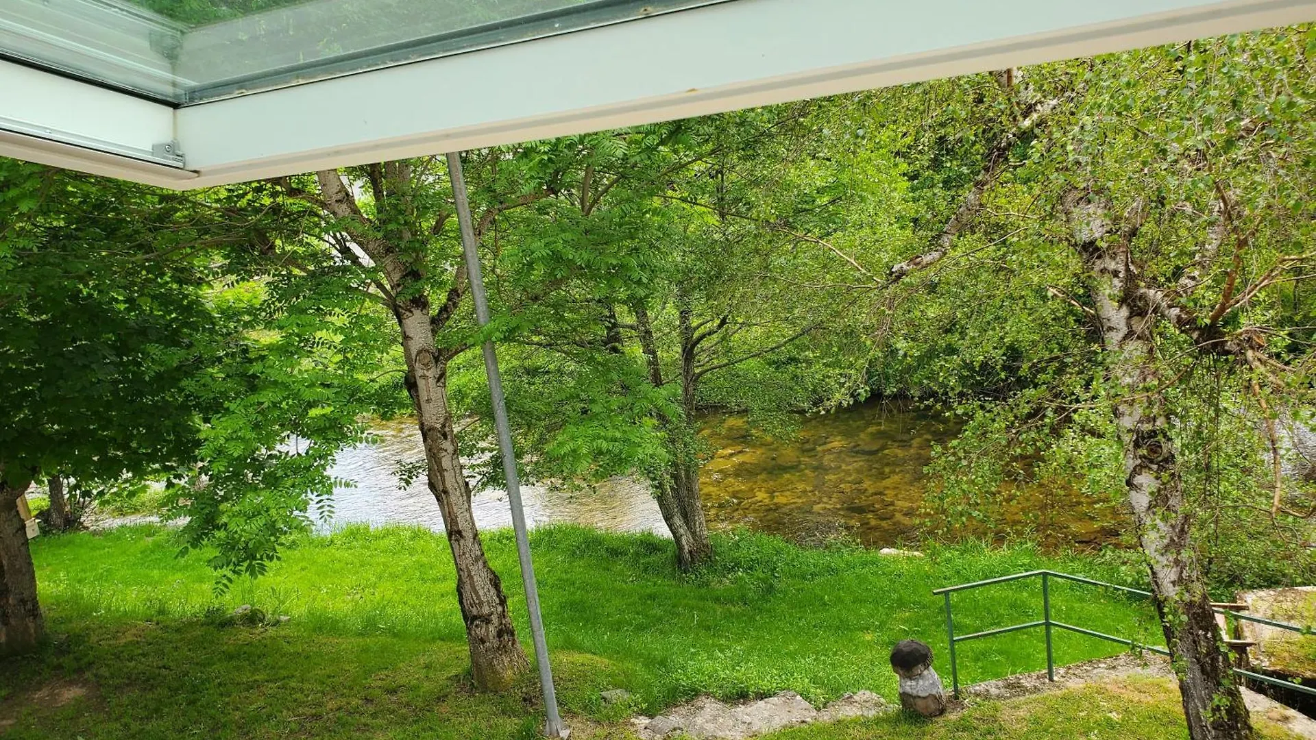 Camping Hotel Les Airelles Saint-Cirgues-en-Montagne